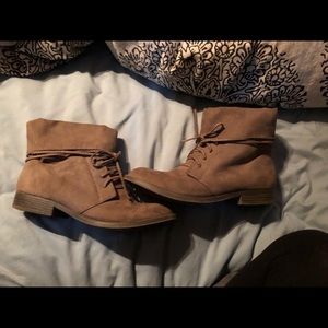 American Eagle Booties